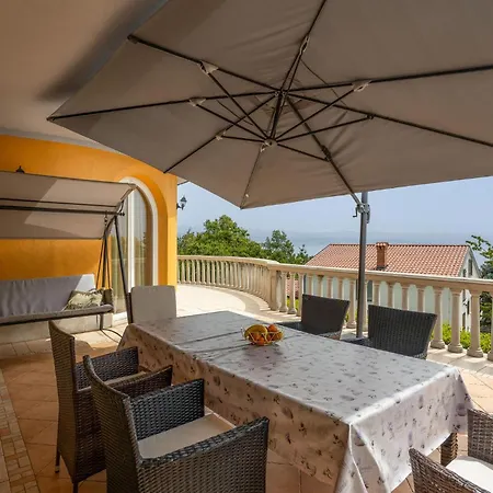 Vakantiehuis In With Wifi Opric