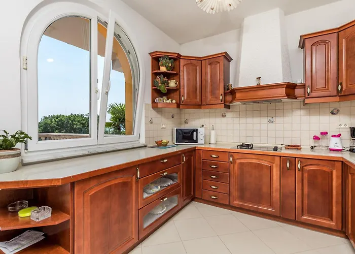 In With Wifi Hébergement de vacances Opric